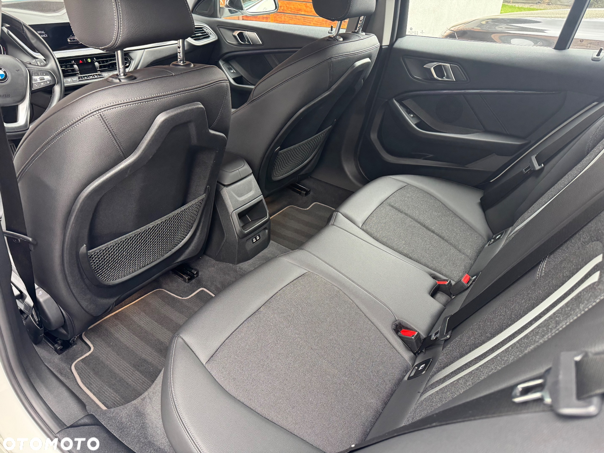 BMW Seria 1 118i Sport Line - 30