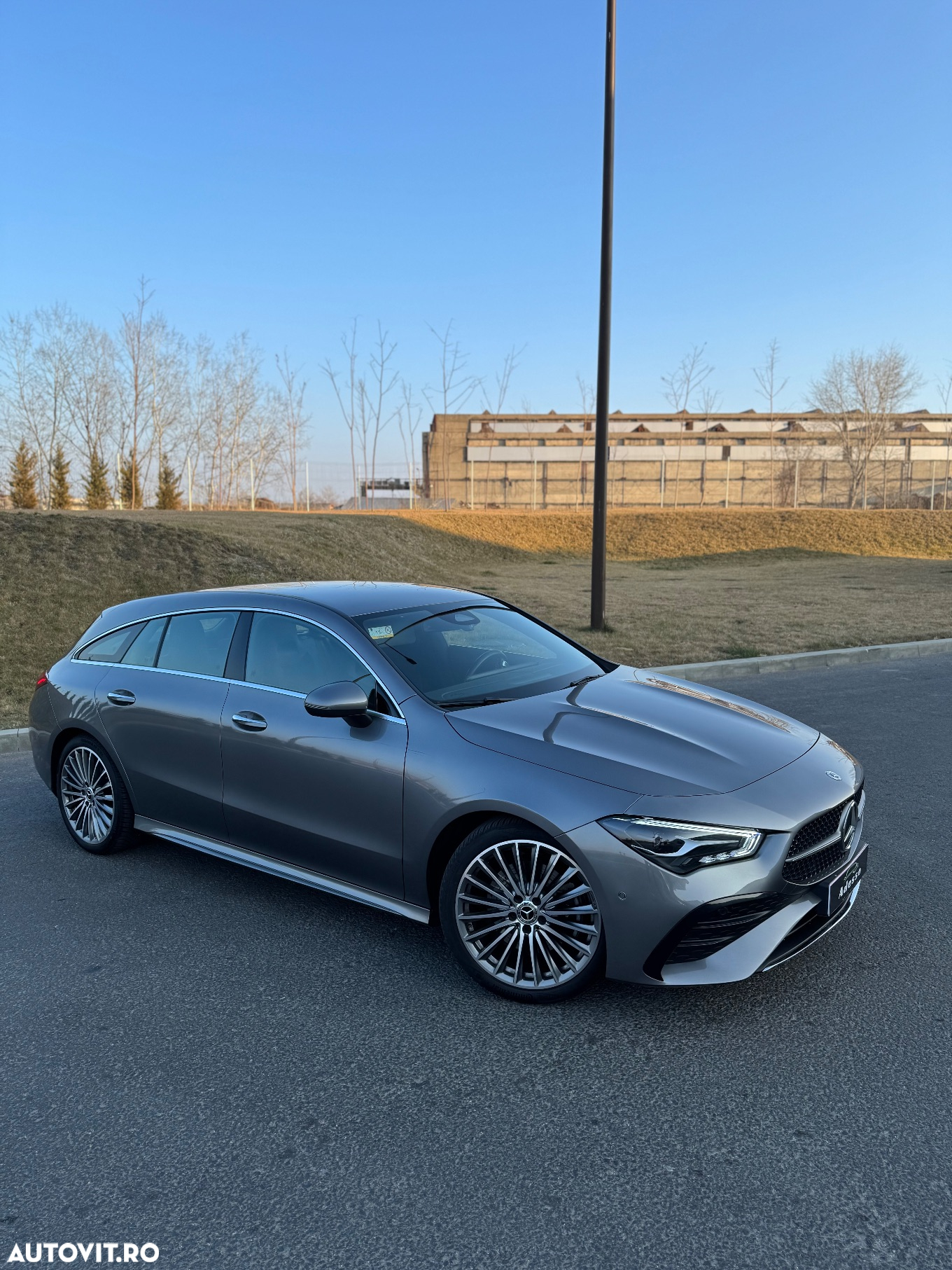Mercedes-Benz CLA 200 Shooting Brake 7G-DCT AMG Line - 7
