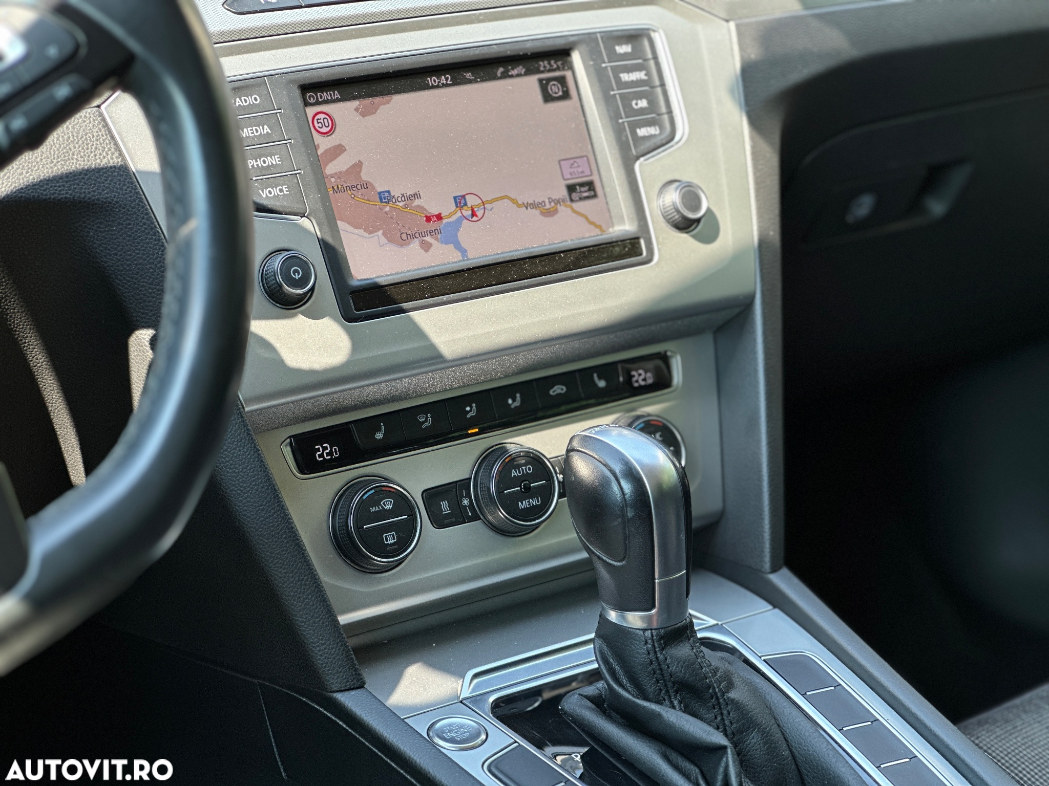 Volkswagen Passat - 12