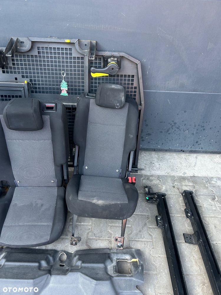 Toyota Proace City fotel fotele kanapa zabudowa kratka Berlingo IV Partner IV Rifter Combo C Doblo III Dubel kabina - 5