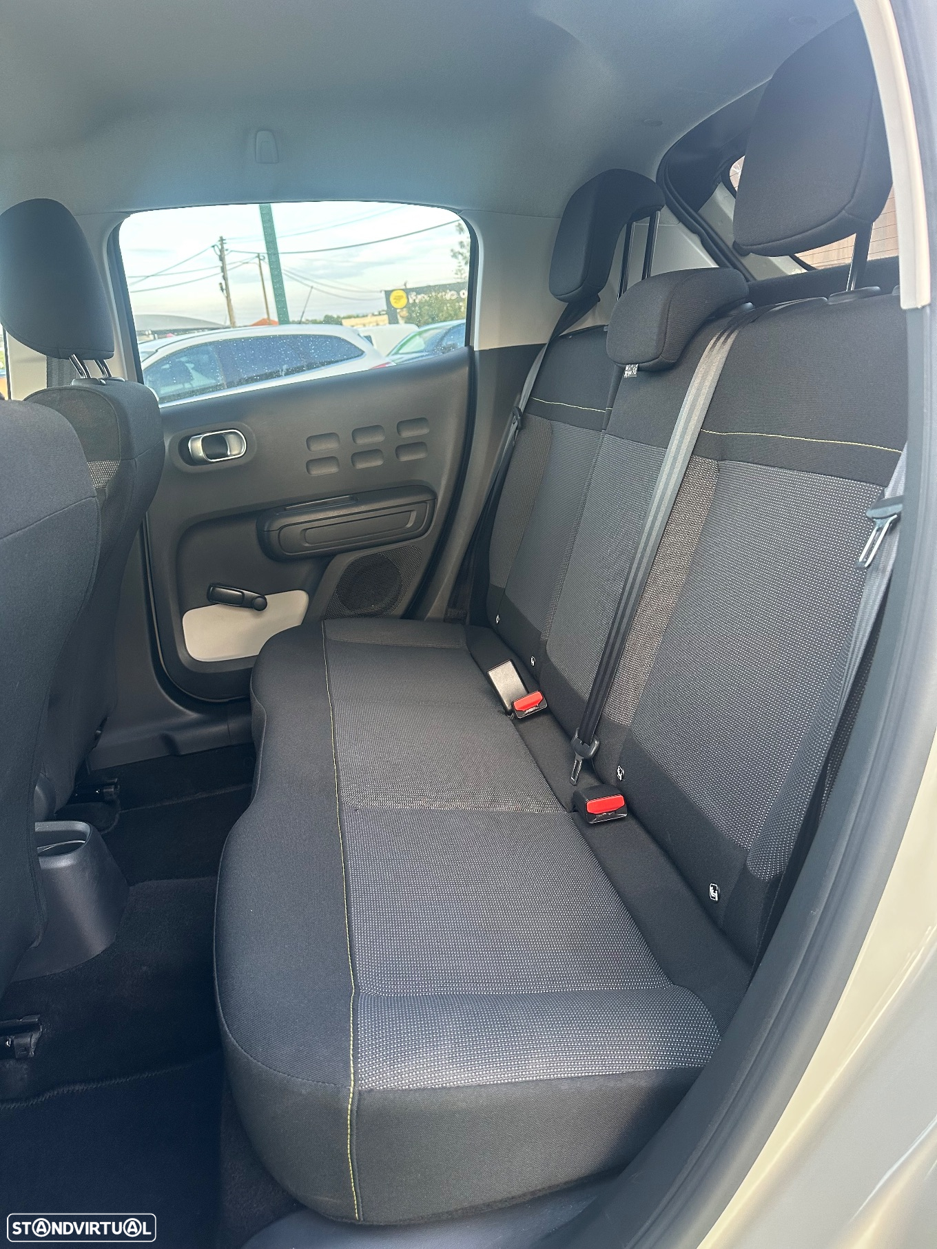 Citroën C3 1.2 PureTech Shine - 12