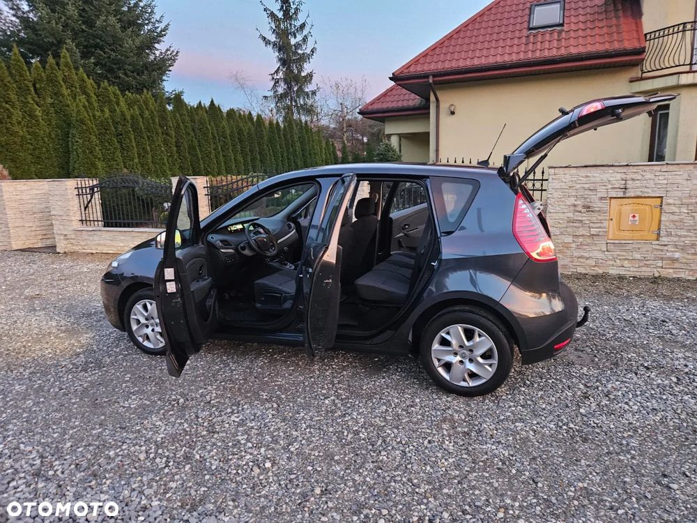Renault Scenic 1.6 16V Confort Expression - 15