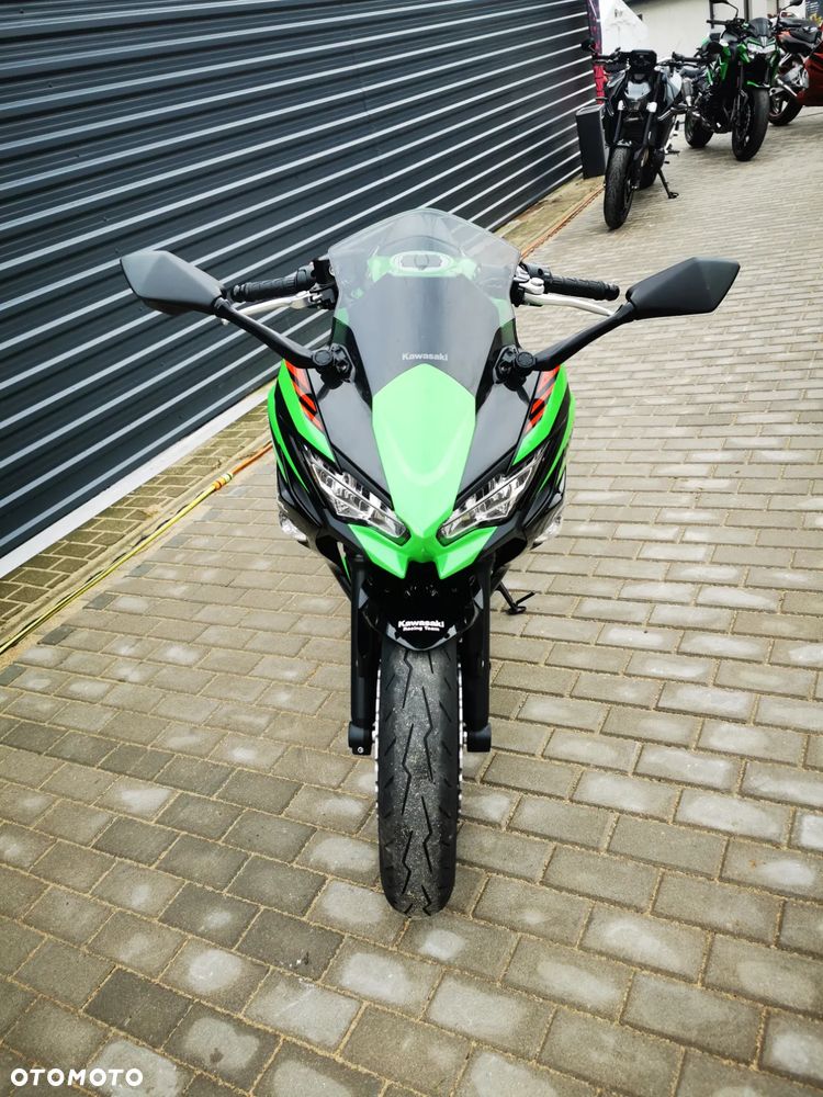 Kawasaki Ninja - 27
