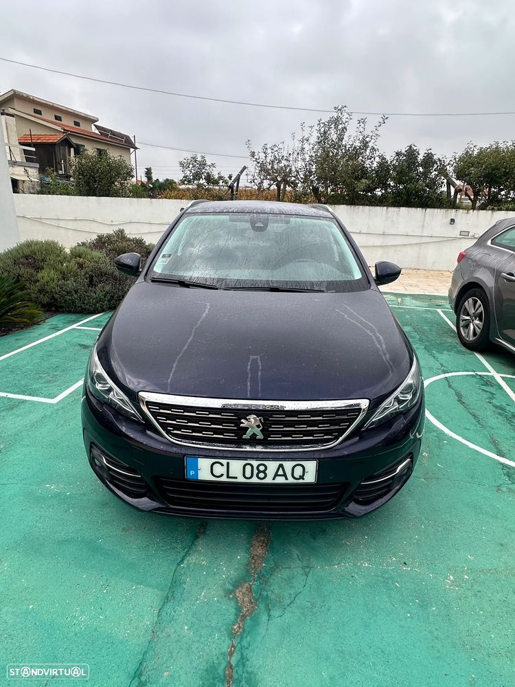 Peugeot 308 - 1