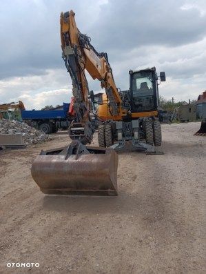 Liebherr A 912 COMPACT - 11