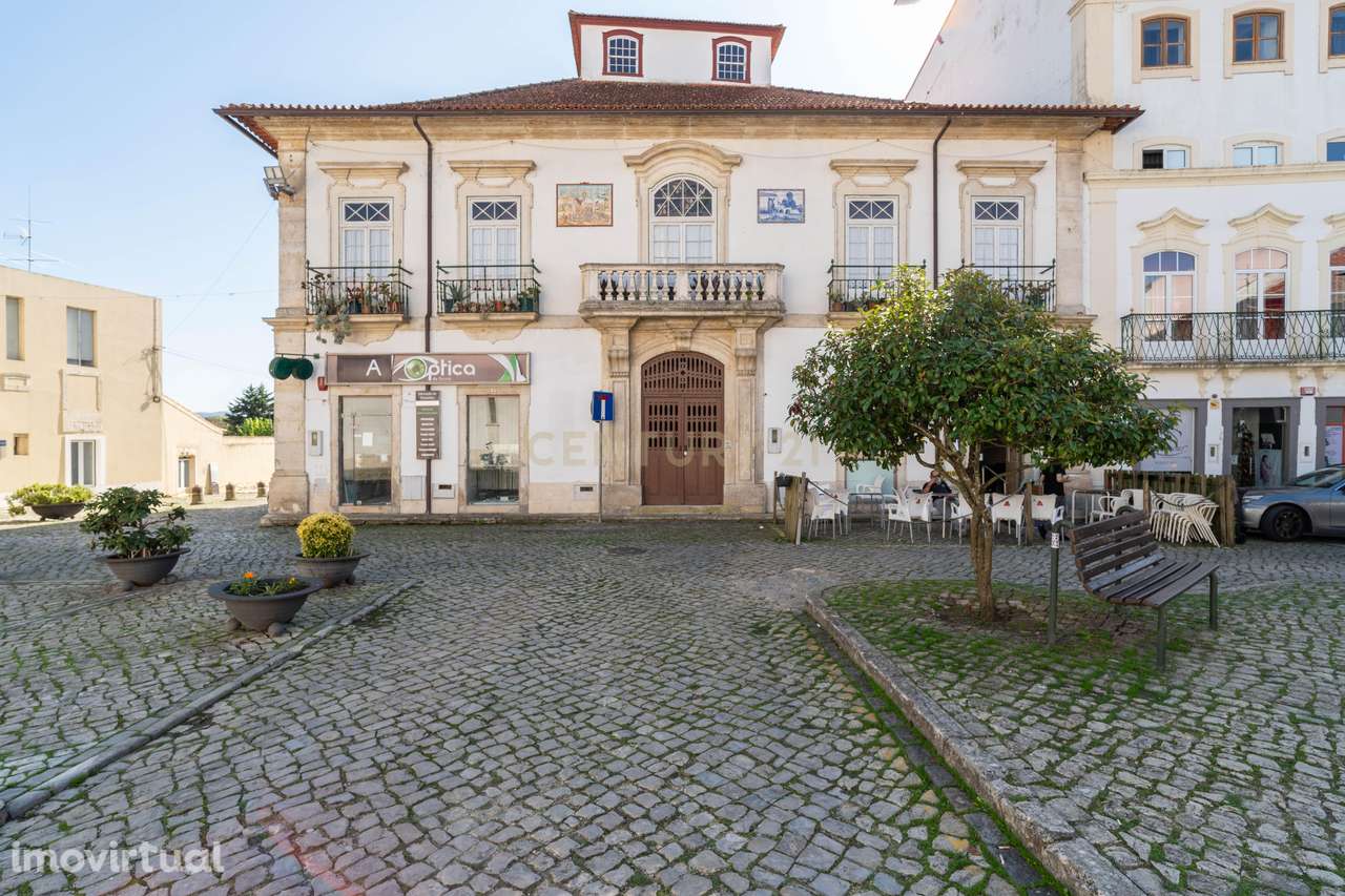 Palacete em Soure - Grande imagem: 2/41