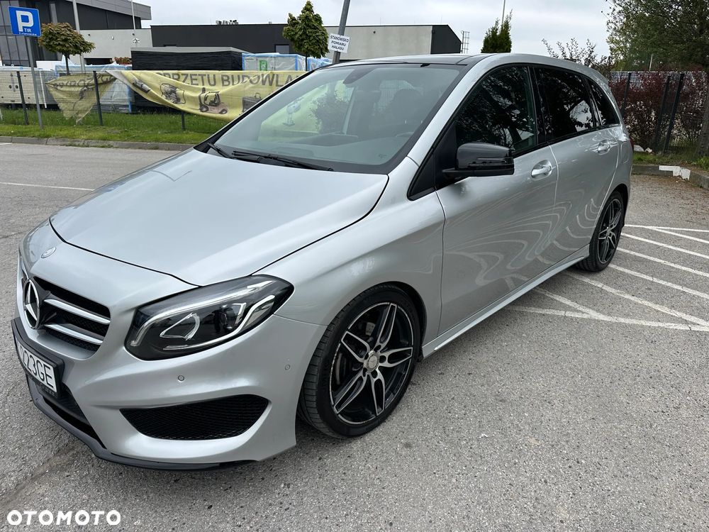 Mercedes-Benz Klasa B 180 d 7G-DCT SCORE - 17