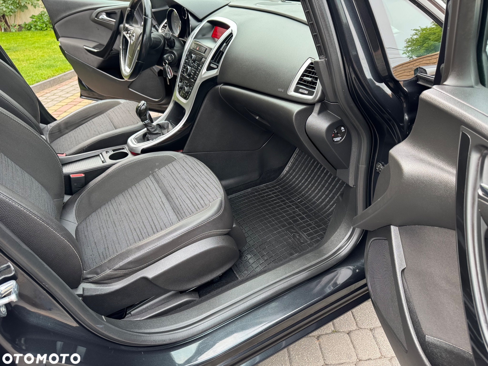 Opel Astra 1.4 Turbo Color Edition - 12