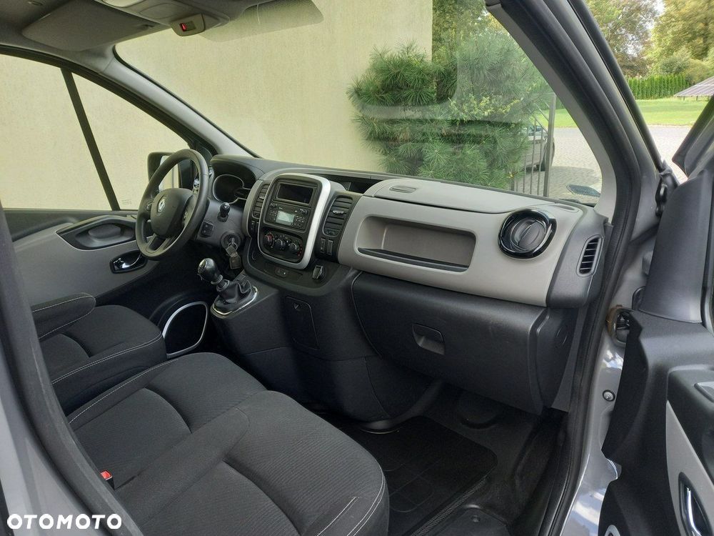 Renault Trafic - 21