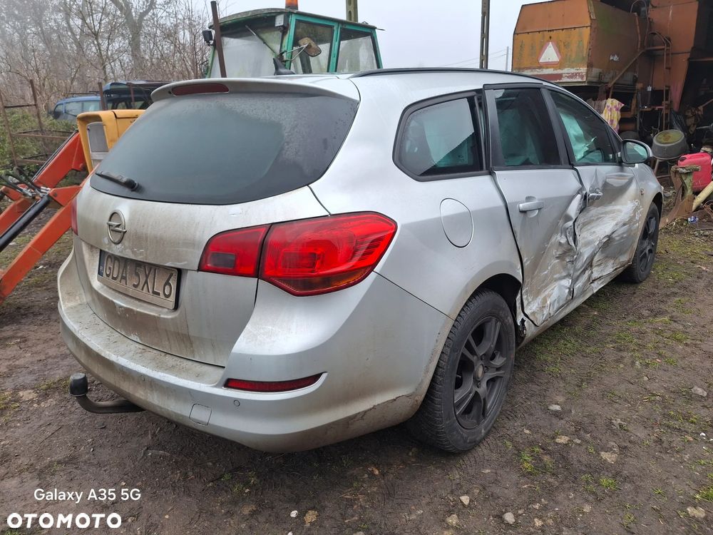Opel Astra 1.7 CDTI Cosmo - 6