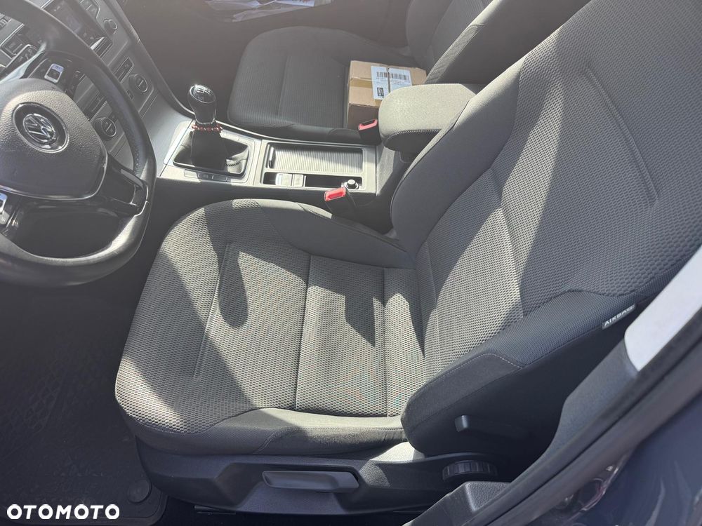 Volkswagen Golf 1.4 TSI BMT Comfortline - 7