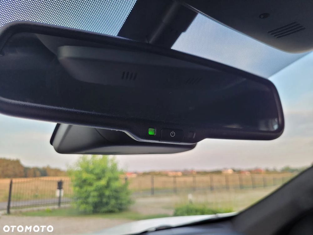 Renault Kadjar TCe 160 EDC GPF BLACK EDITION - 14