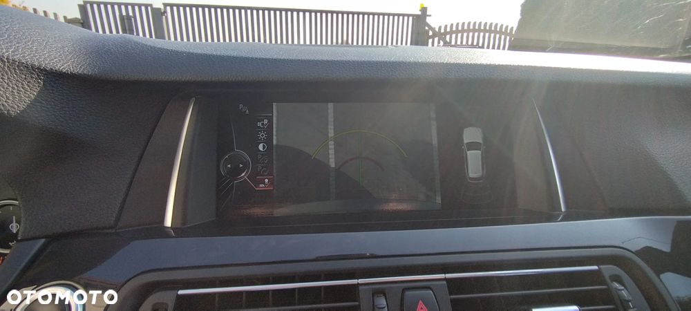 BMW Seria 5 535i Modern Line - 36