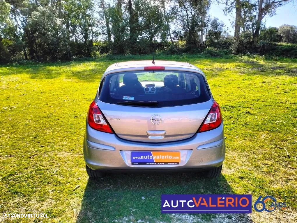 Opel Corsa 1.2 Enjoy - 4