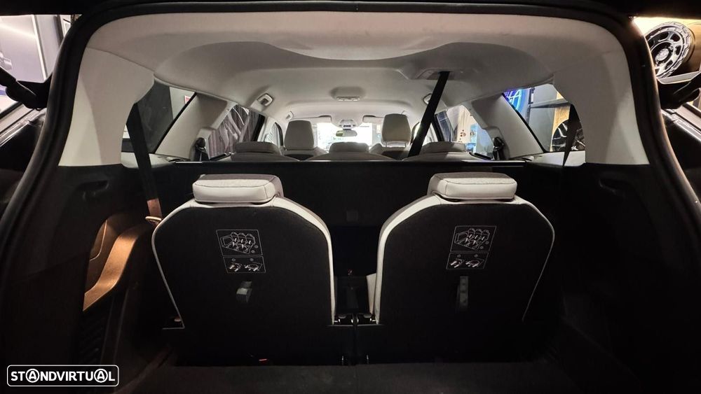 Peugeot 5008 1.2 PureTech Allure Pack EAT8 - 8