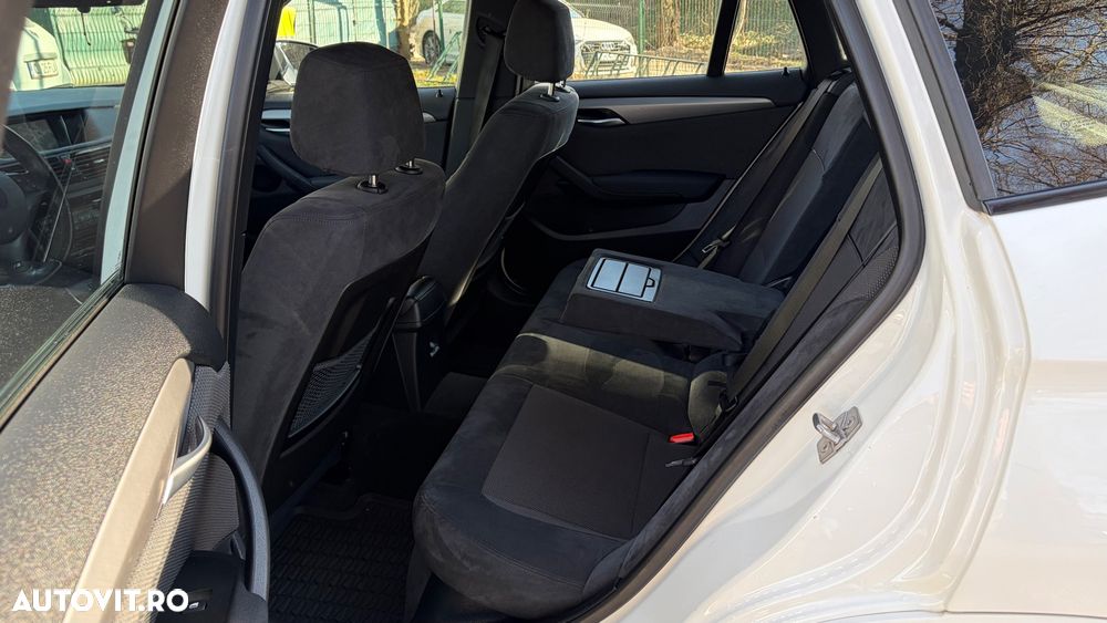 BMW X1 xDrive18d Aut. Sport Line - 19