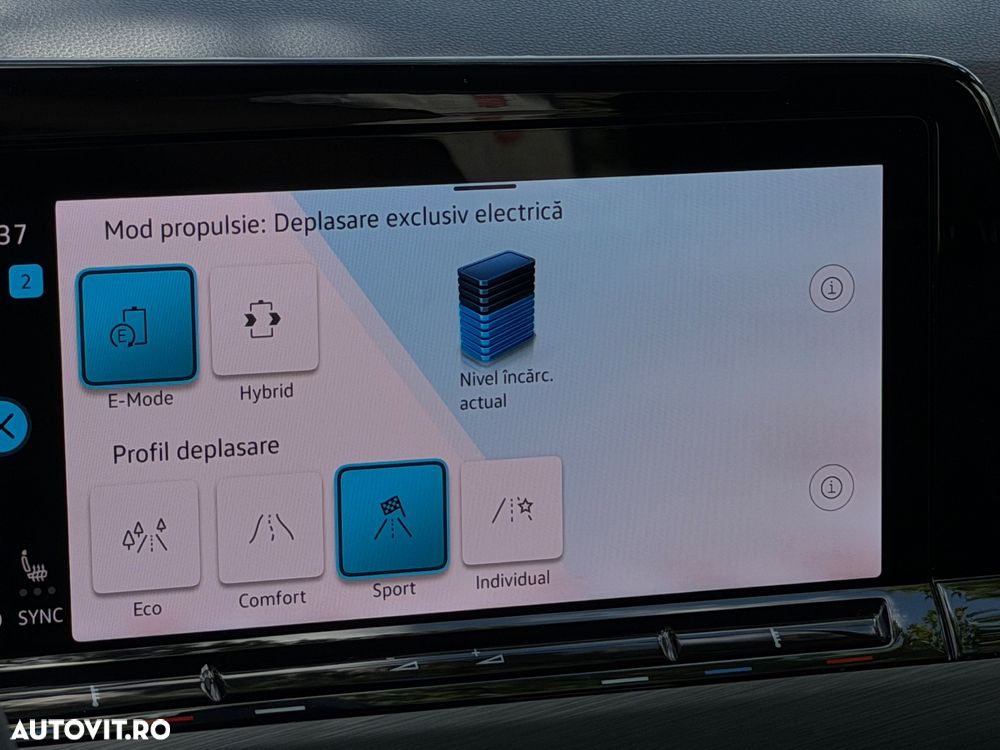 Volkswagen Golf 1.4 eHybrid OPF DSG Style - 37