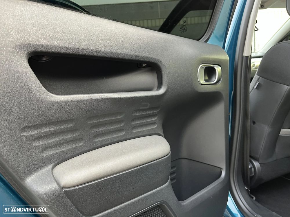 Citroën C4 Cactus 1.2 PureTech Shine EAT6 - 26