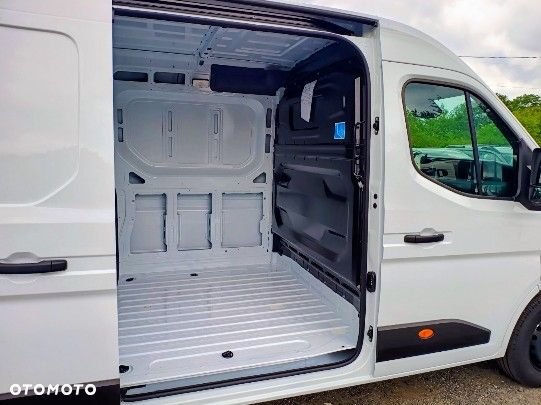 Renault Nowy Master - 11