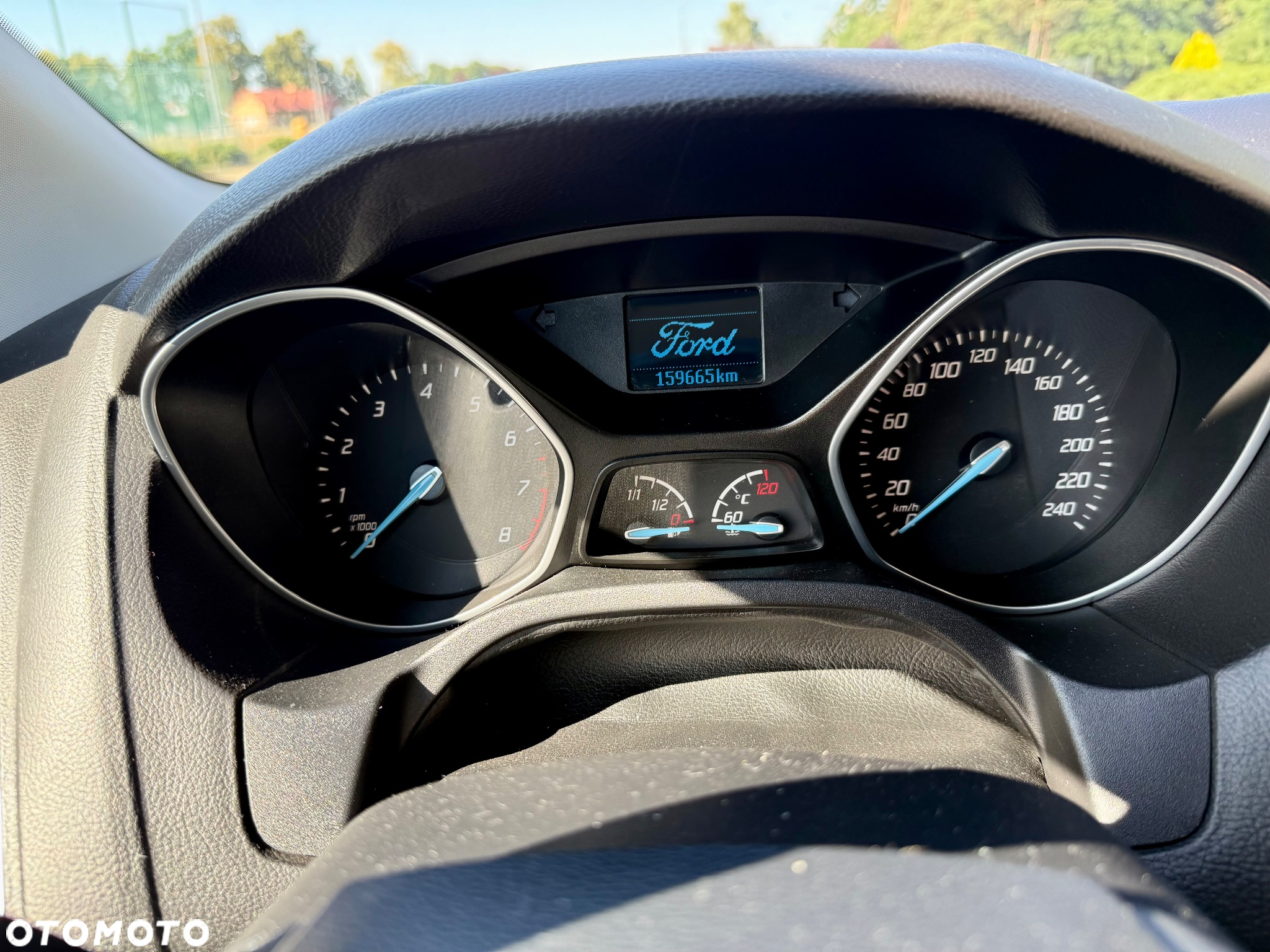 Ford Focus 1.0 EcoBoost Titanium - 24