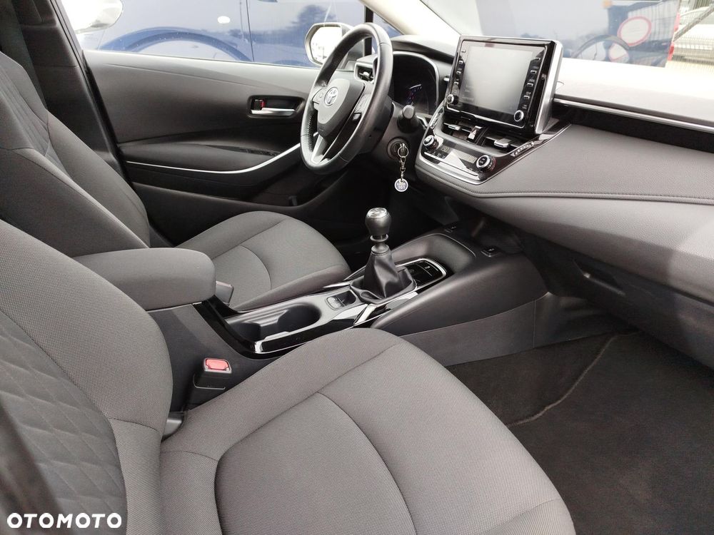 Toyota Corolla 1.6 Comfort - 9