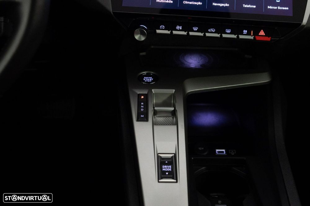 Peugeot 408 1.2 Hybrid Allure e-DCS6 - 24