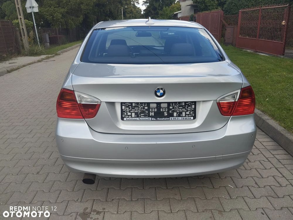 BMW Seria 3 ver-320i - 4