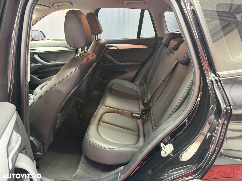 BMW X1 sDrive18d Aut. - 12