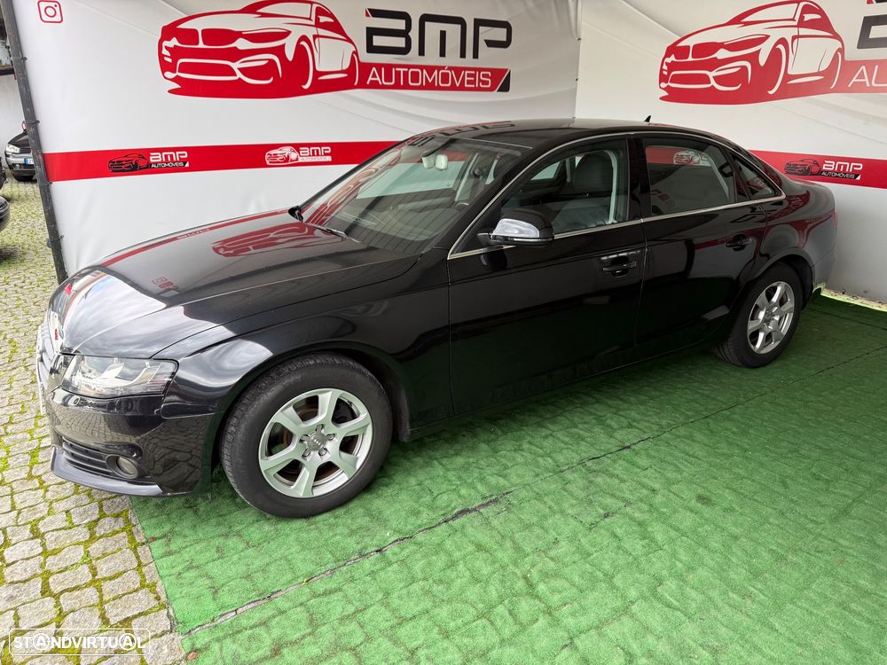 Audi A4 2.0 TDI Advance - 4