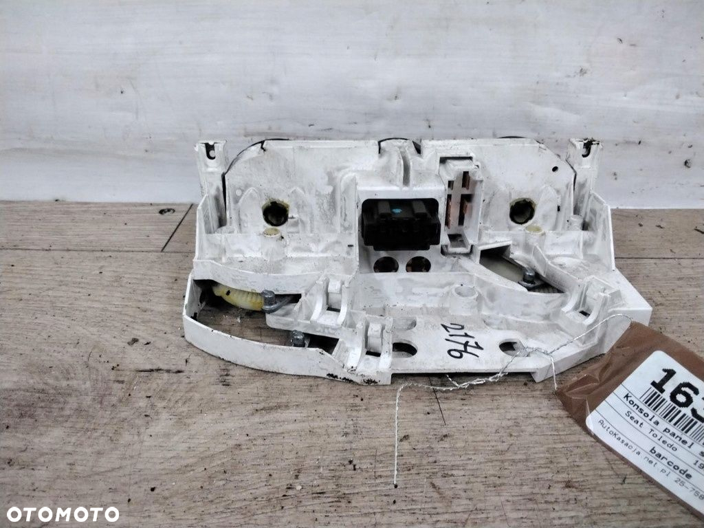 SEAT TOLEDO II KONSOLA PANEL STEROWANIA NAWIEWEM - 2