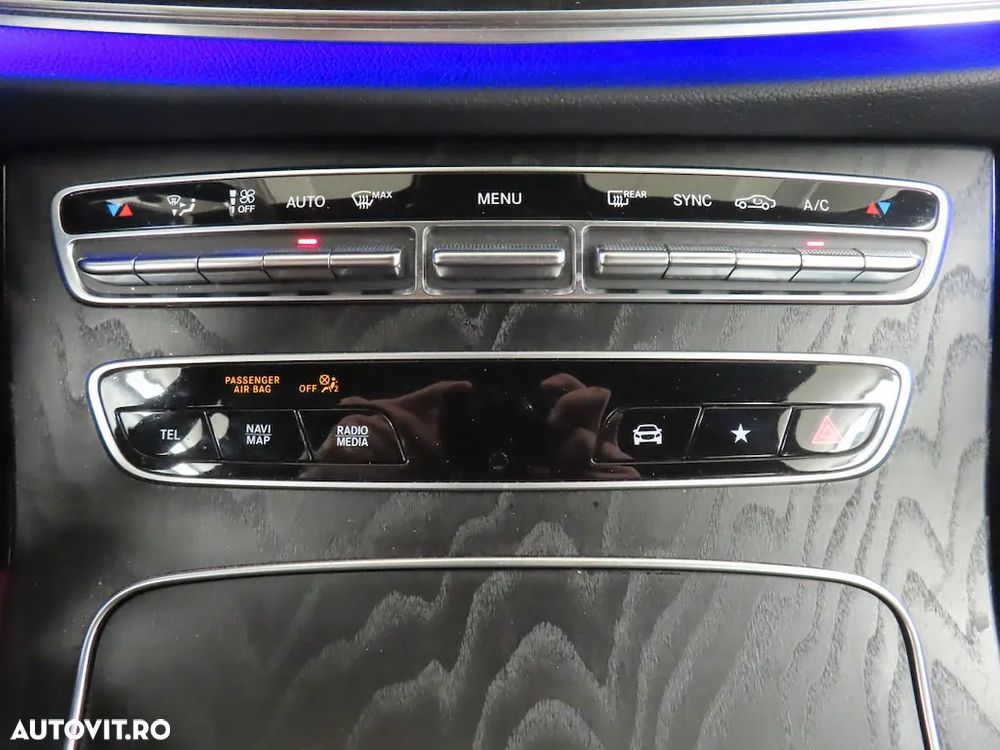 Mercedes-Benz E 200 9G-TRONIC - 8