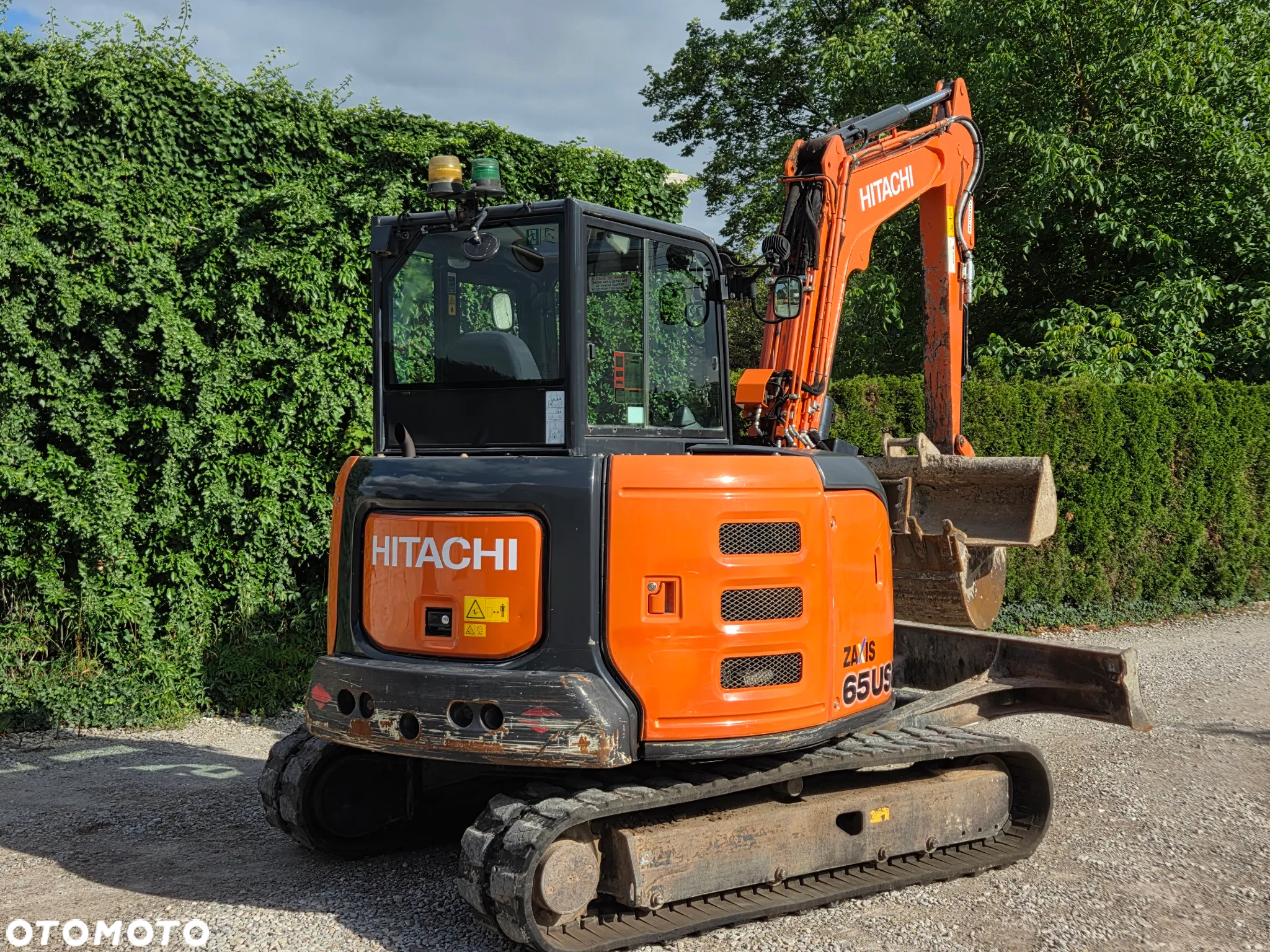 Hitachi ZX65usb - 17
