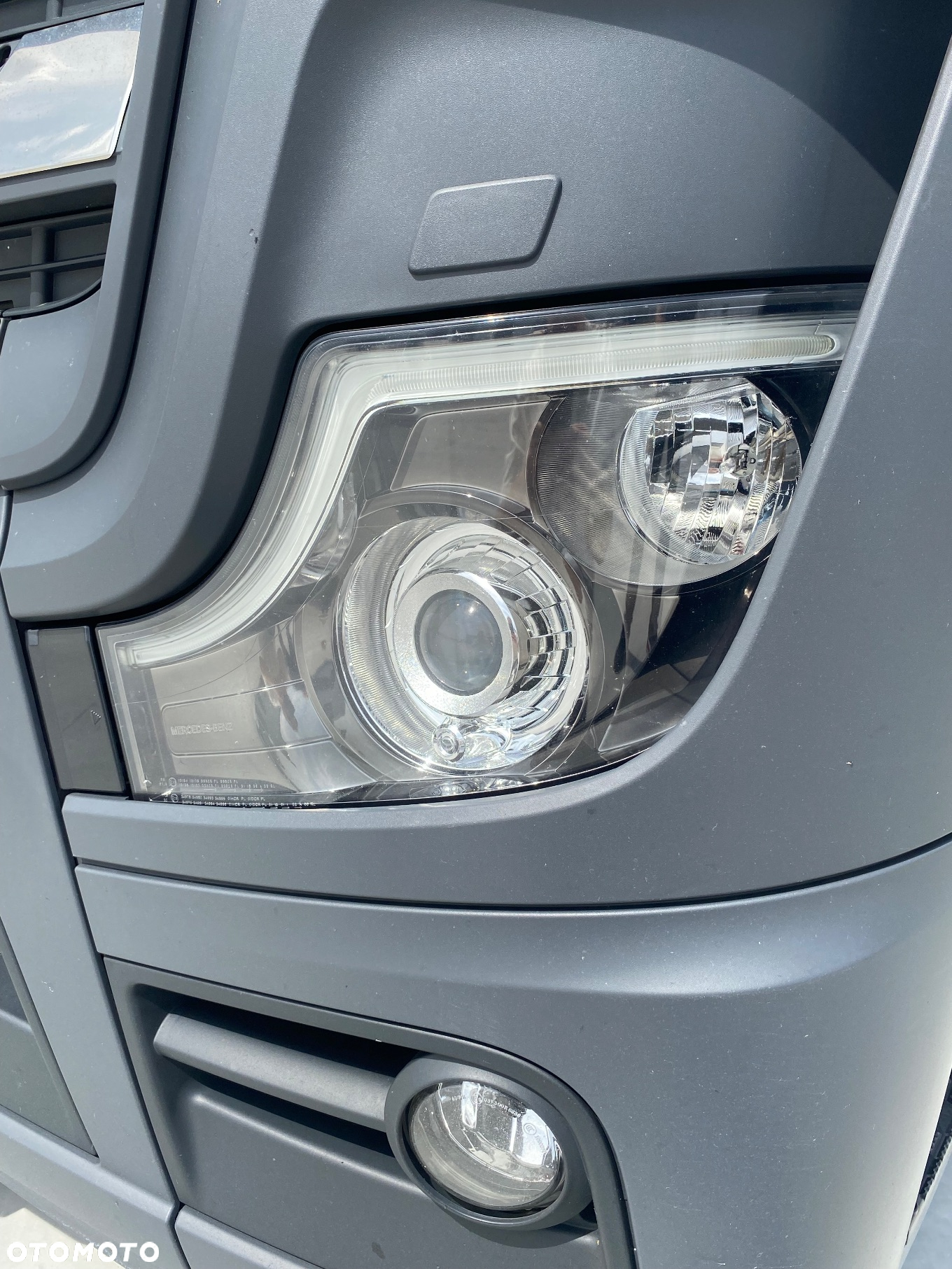 Mercedes-Benz ACTROS - 5