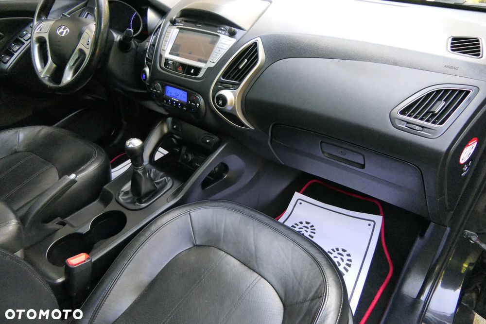 Hyundai ix35 2.0 Premium 2WD - 18