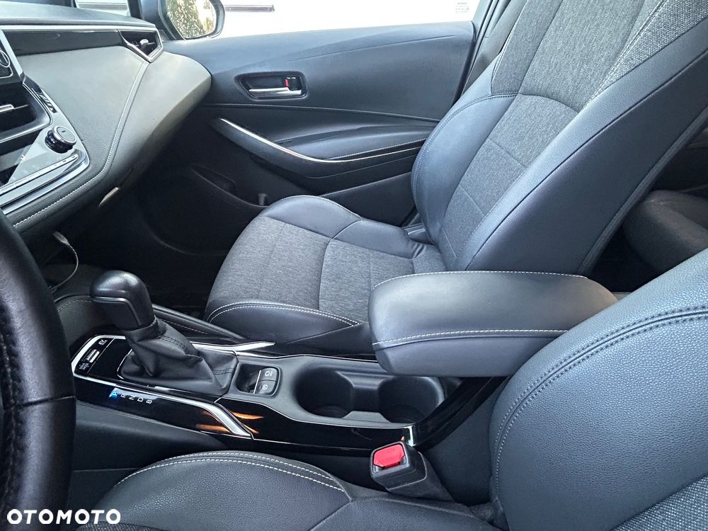 Toyota Corolla 1.8 Comfort - 18