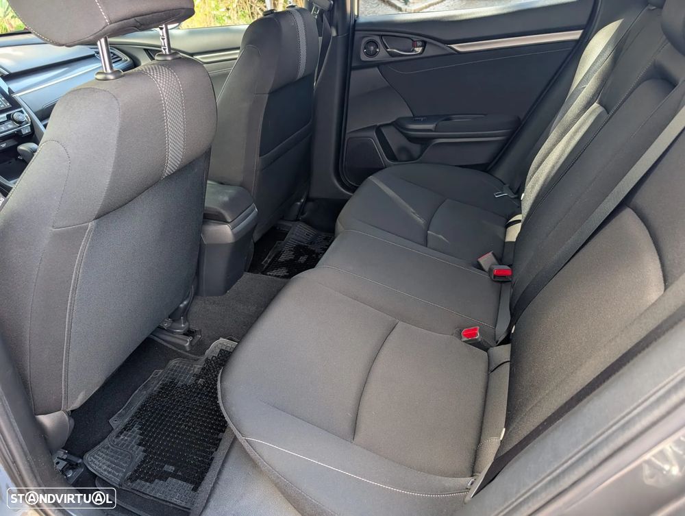 Honda Civic 1.0 i-VTEC Elegance Navi CVT - 11