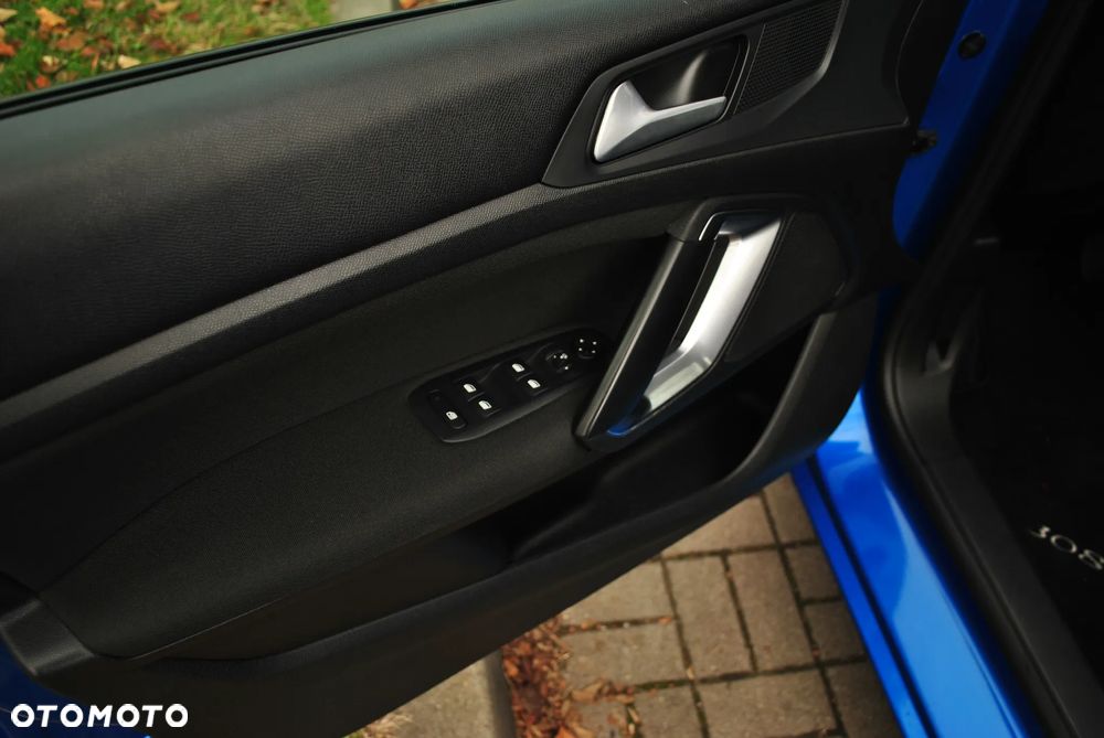 Peugeot 308 1.5 BlueHDi Active Pack Business S&S EAT8 - 10