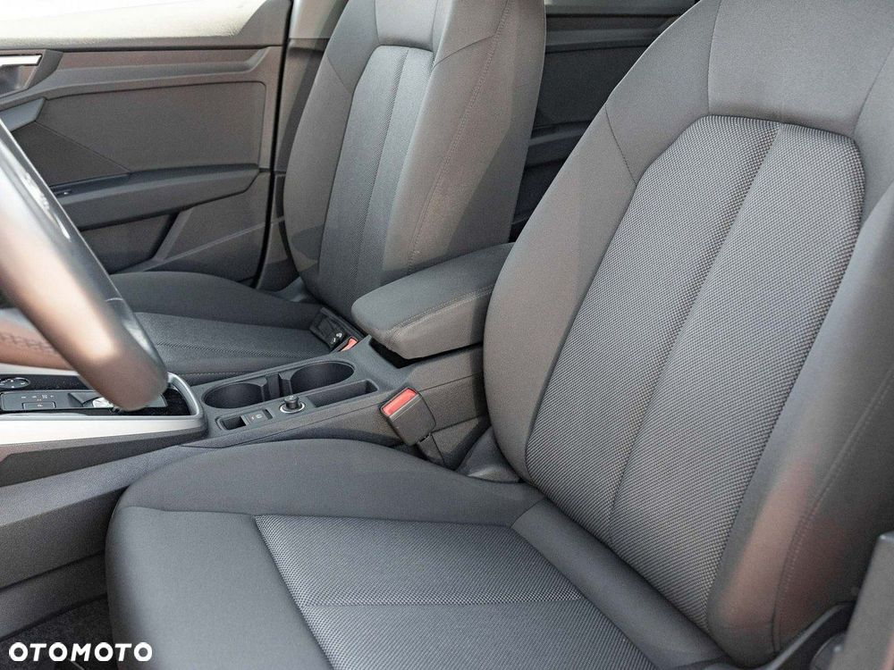 Audi A3 Sportback 30 TDI S tronic - 14