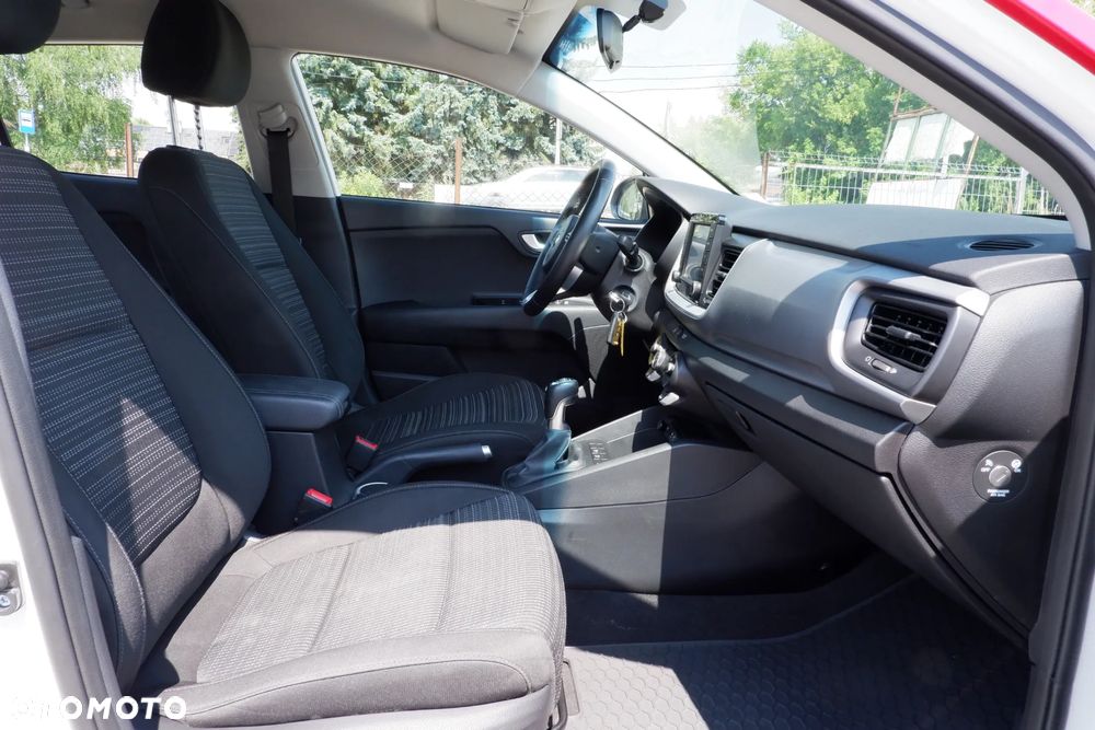 Kia Stonic 1.4 L - 9