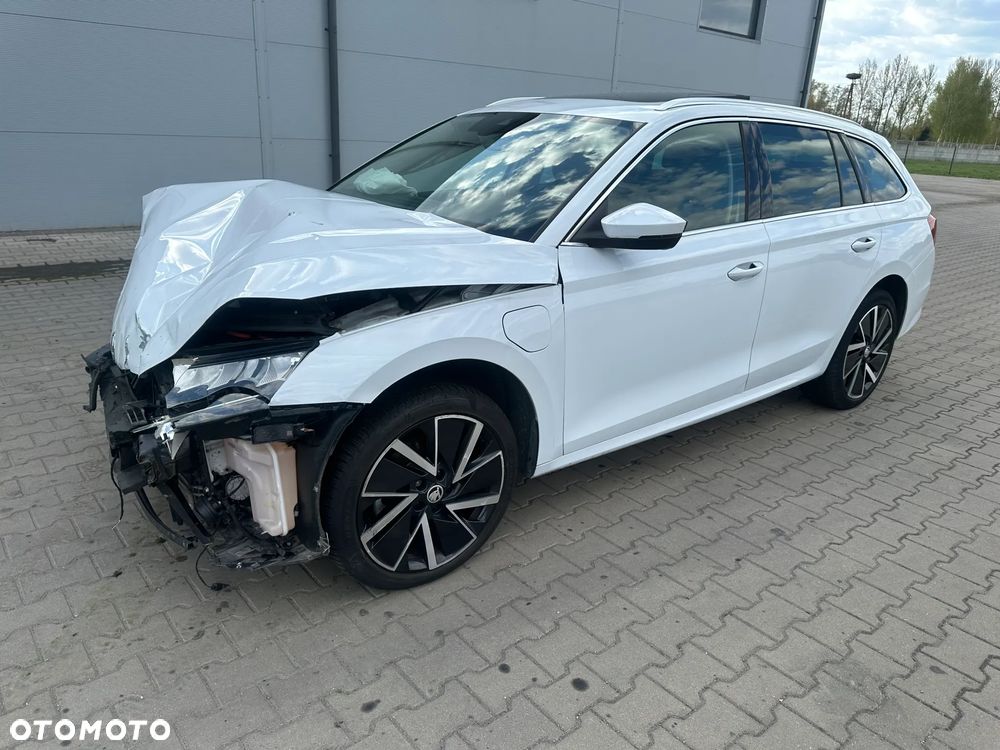 Skoda Octavia 1.4 TSI DSG Ambition - 1