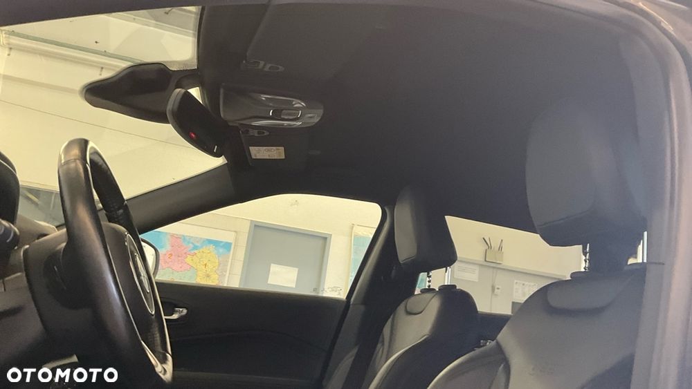 Jeep Compass 1.3 T4 PHEV 4xe Longitude S&S - 6