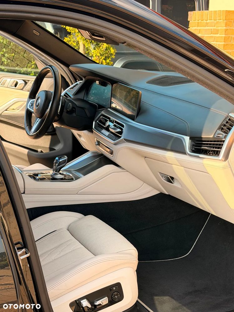 BMW X6 - 16