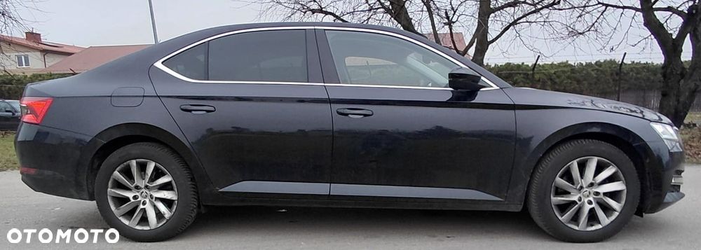 Skoda Superb 2.0 TDI Style DSG - 14