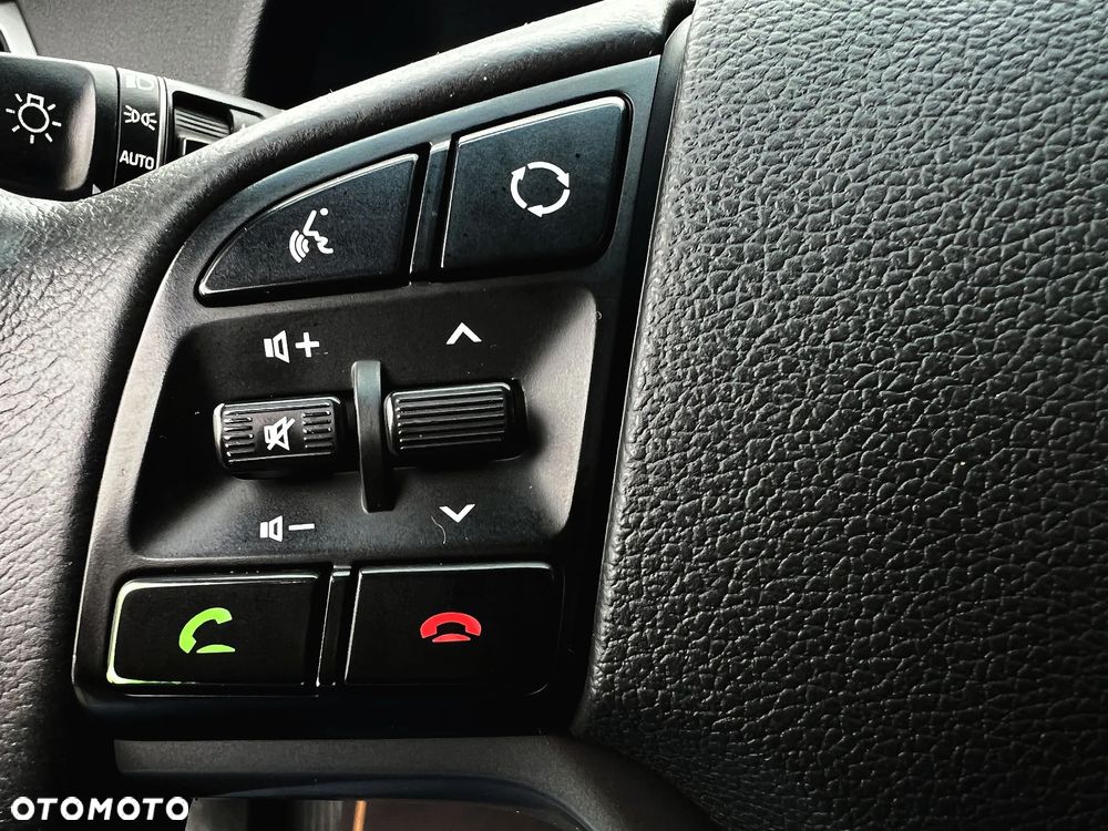 Hyundai Tucson 2.0 CRDi 2WD Trend - 24