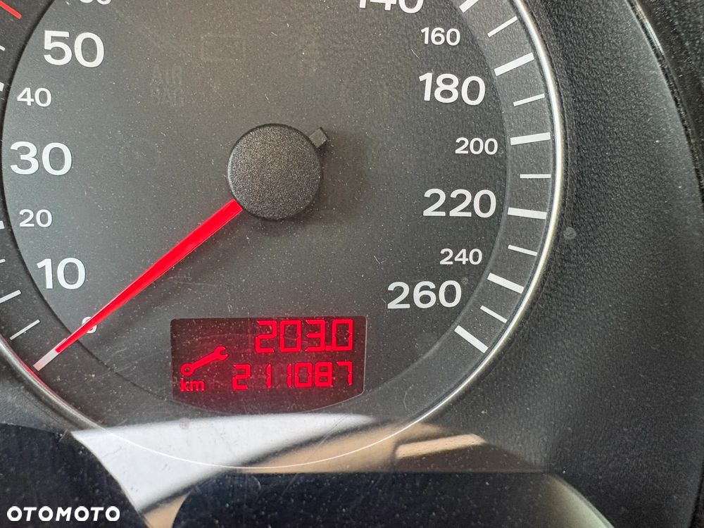Audi A3 3-drzwiowe 1.6 FSI Ambiente - 15