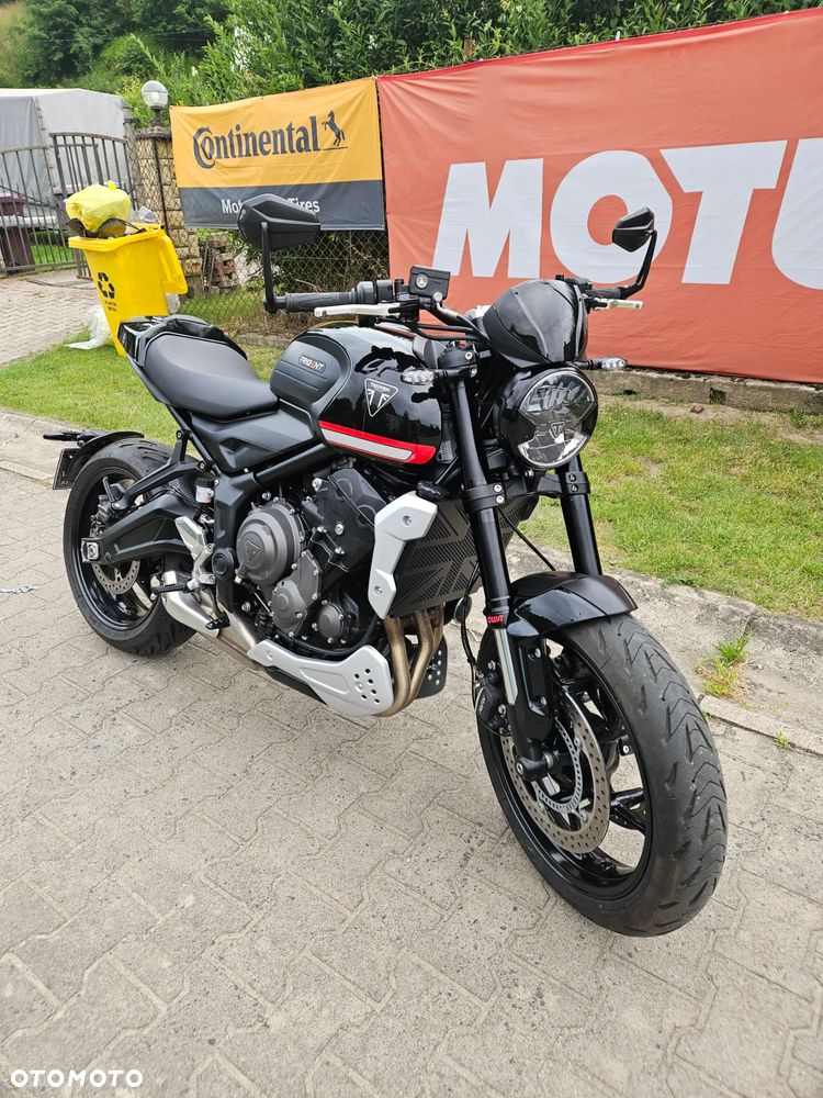 Triumph Trident - 3