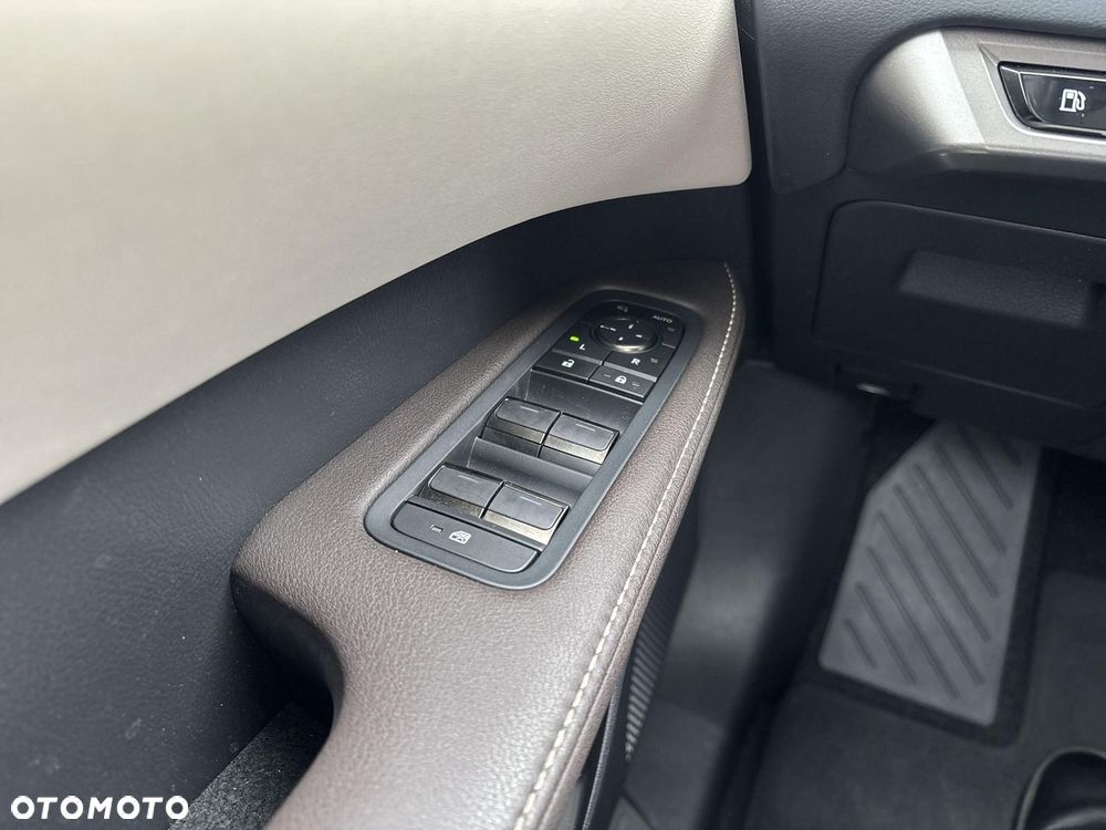 Lexus RX - 17