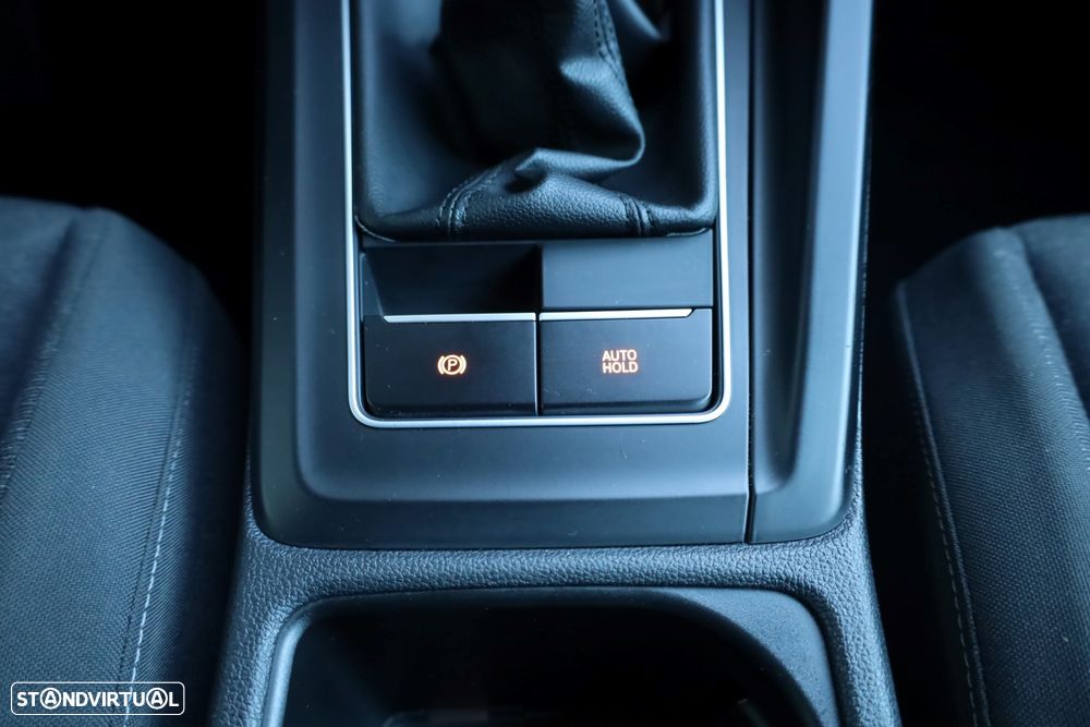 VW Golf 1.0 TSI Life - 17