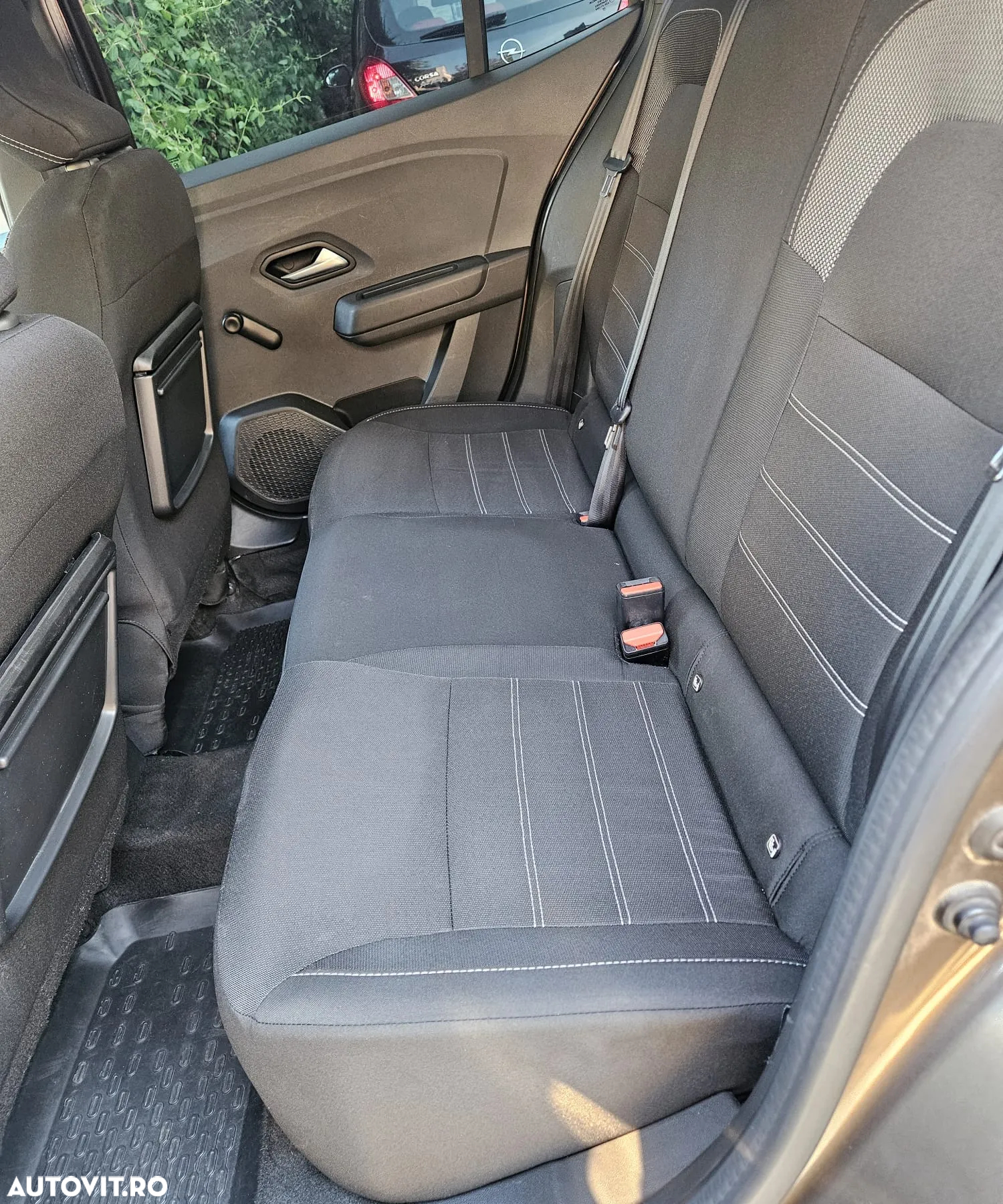 Dacia Logan ECO-G 100 MT5 Comfort - 12