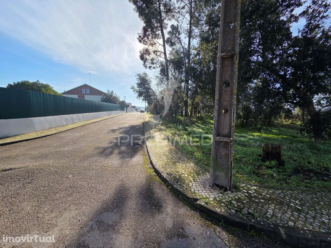 Lote Terreno Urbano - Grande imagem: 2/15